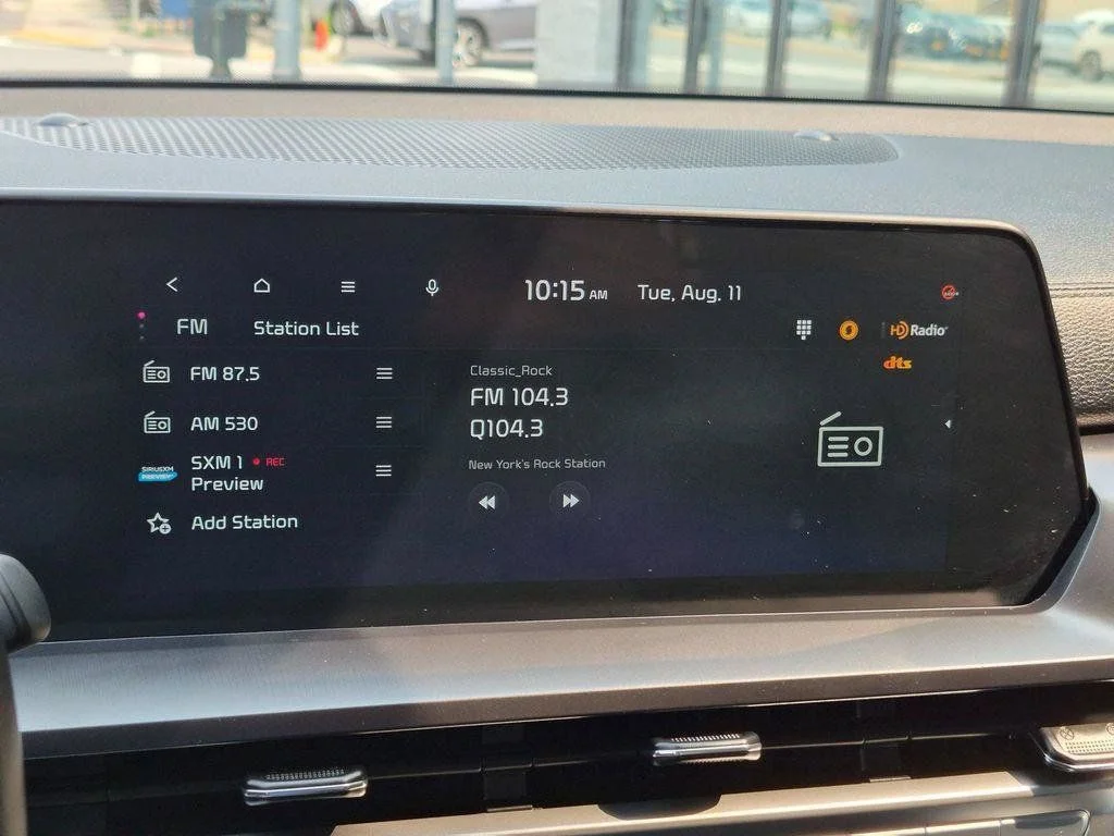 Used 2023 Gray Kia S image 20