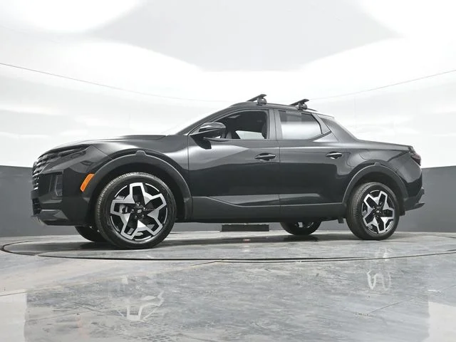 Used 2023 Black Hyundai Limited image 21