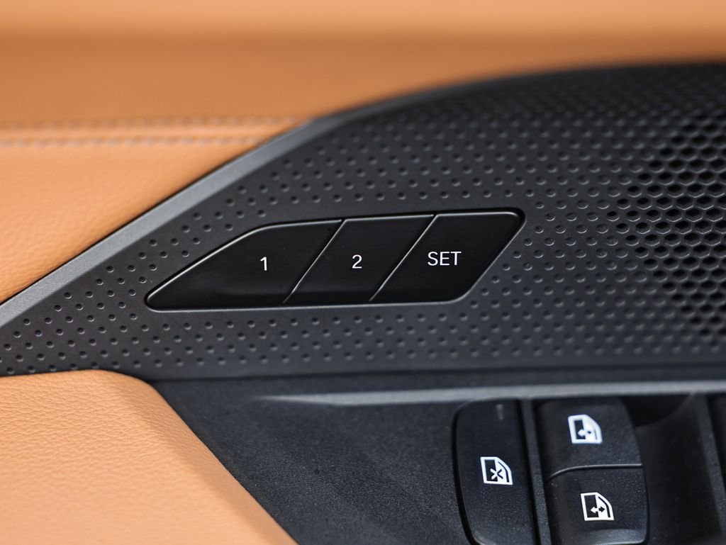 2024 BMW i4 40 - Photo 17