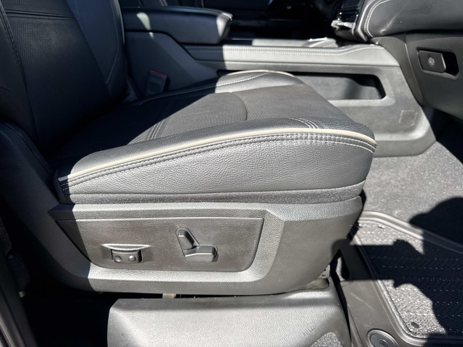 2024 RAM Ram 2500 Pickup Laramie Limited - Photo 11