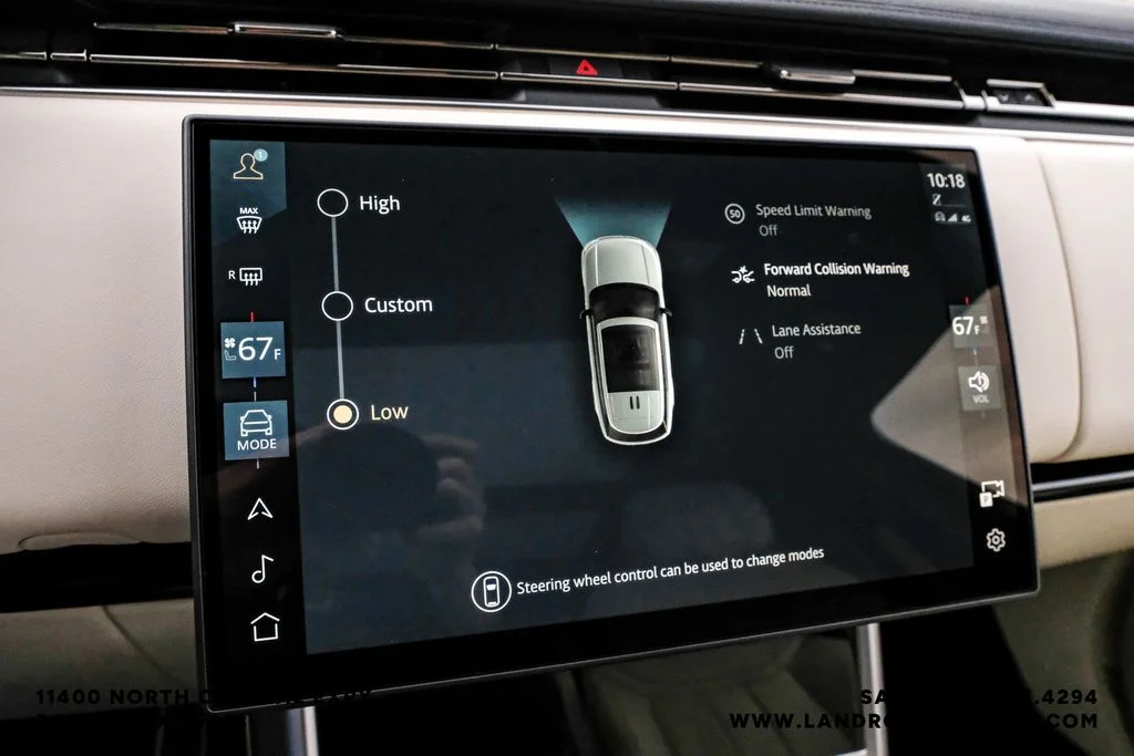 Certified Used 2025 Black Land Rover SE image 31