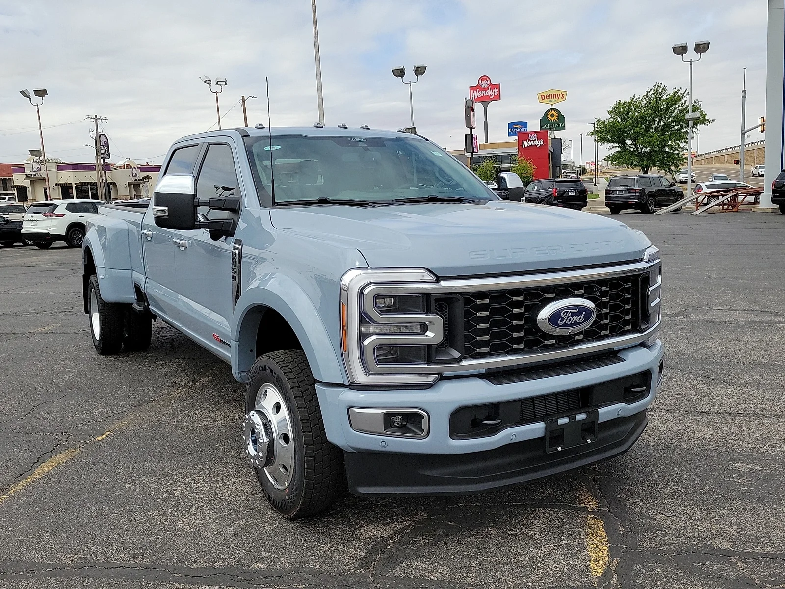 New 2026 Glacier Gray Metallic Tri-Coat Ford F-450&reg; Platinum&reg; image 6