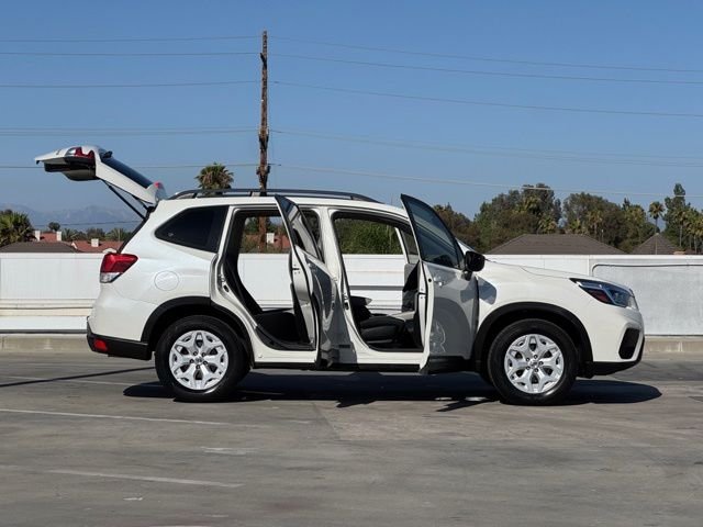 Used 2019 White Subaru Base image 29