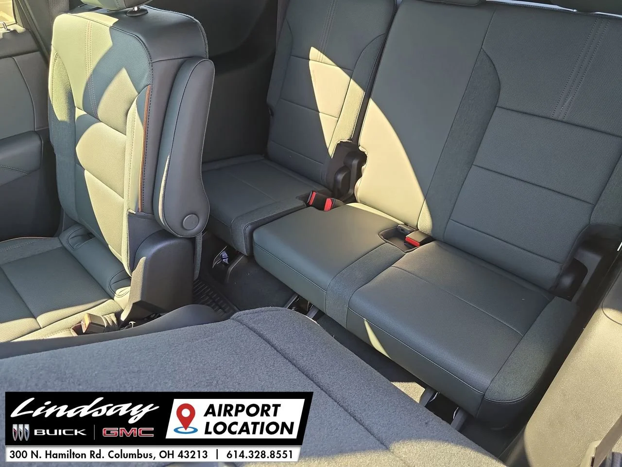2026 GMC Acadia AT4 - Photo 27