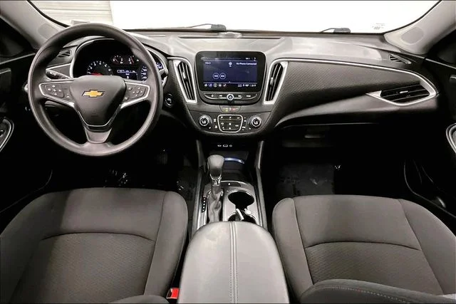 Used 2023 Sterling Gray Metallic Chevrolet LT image 18