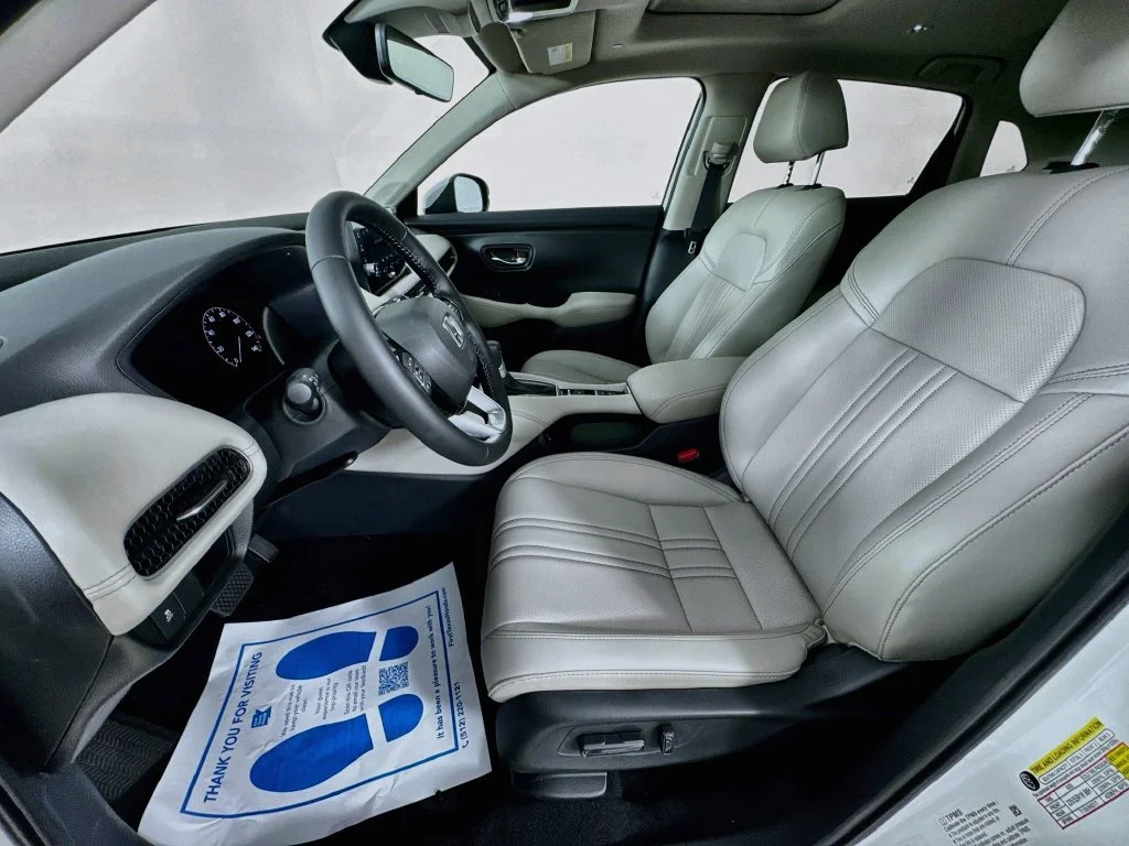 New 2027 Platinum White Pearl Honda EX-L image 29