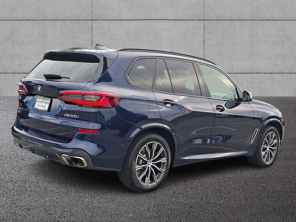Used 2022 Blue BMW M50i image 4