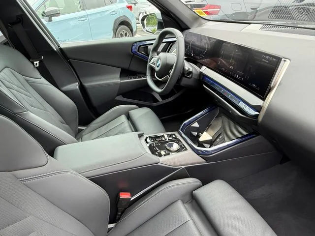 Used 2025 Black Sapphire Metallic BMW 30 xDrive image 24