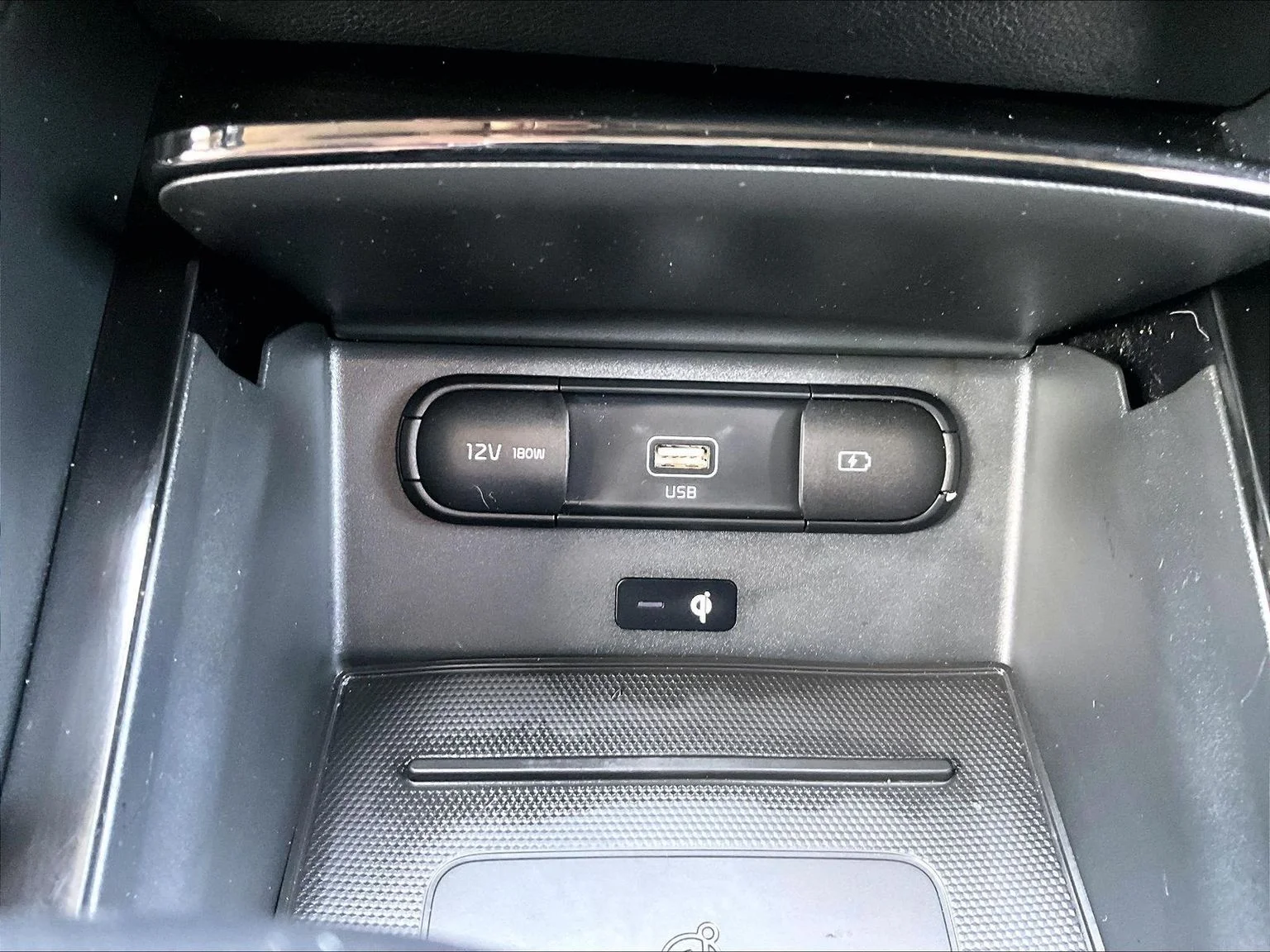 Used 2021 Gray Kia SX image 34