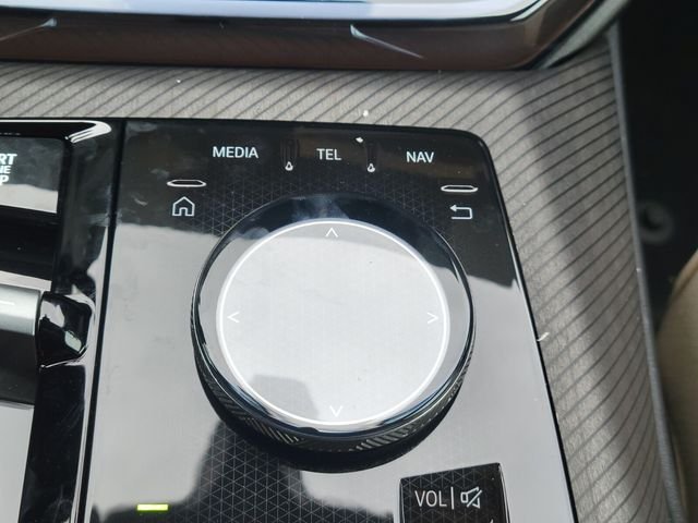 Used 2026 White BMW 30 xDrive image 19