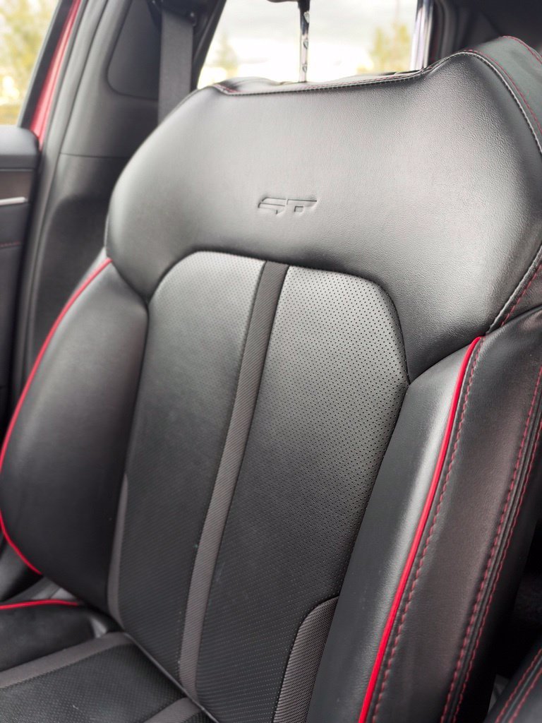 Used 2024 Passion Red Kia GT image 28