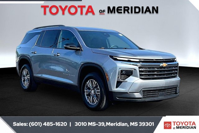 2026 Chevrolet Traverse FWD LT