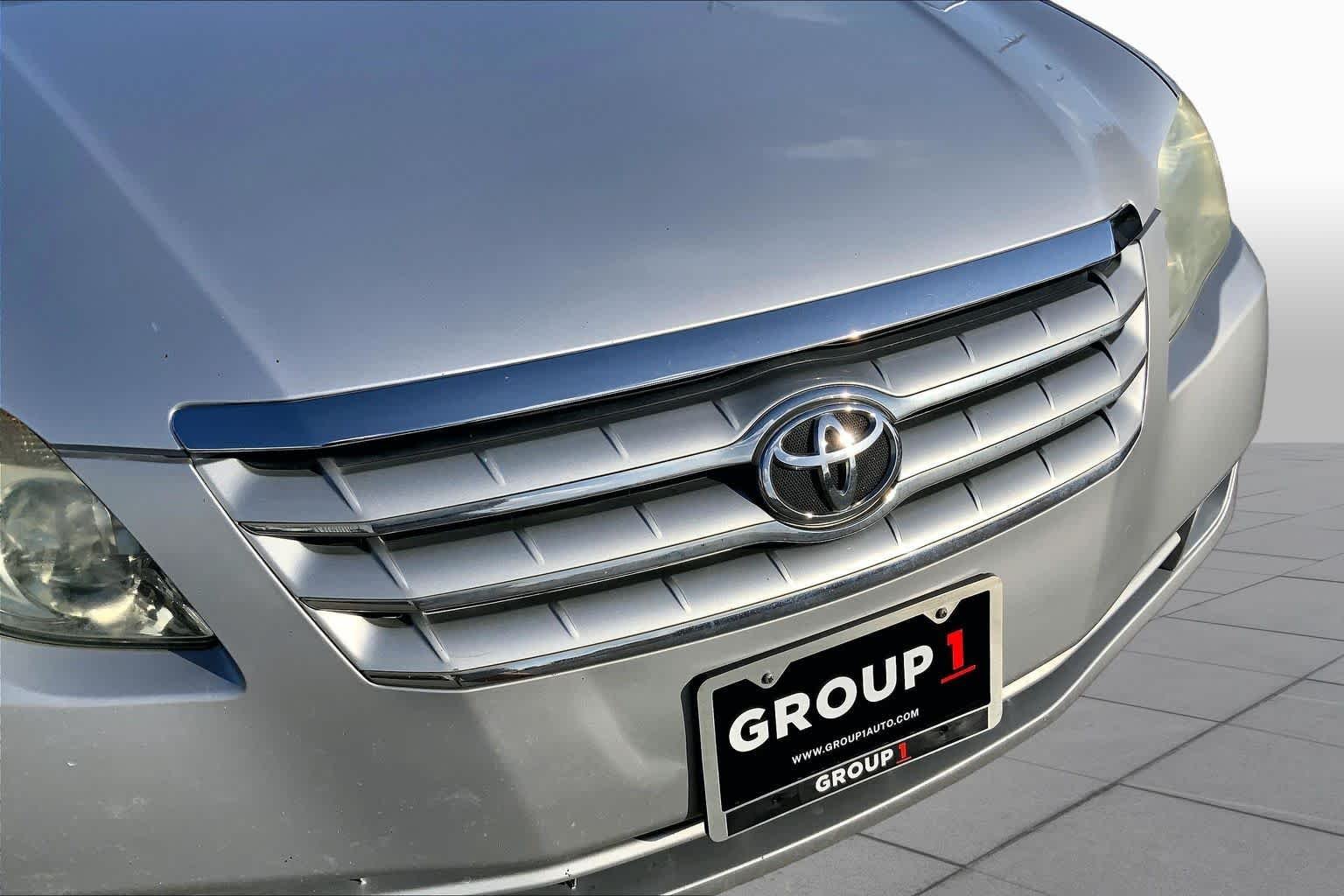 Used 2006 Titanium Metallic Toyota XLS image 26