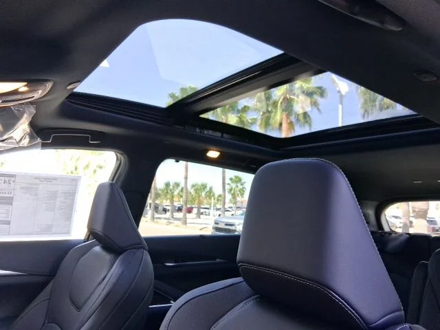 New 2026 2T RAD WHT INFINITI Sport AWD image 21