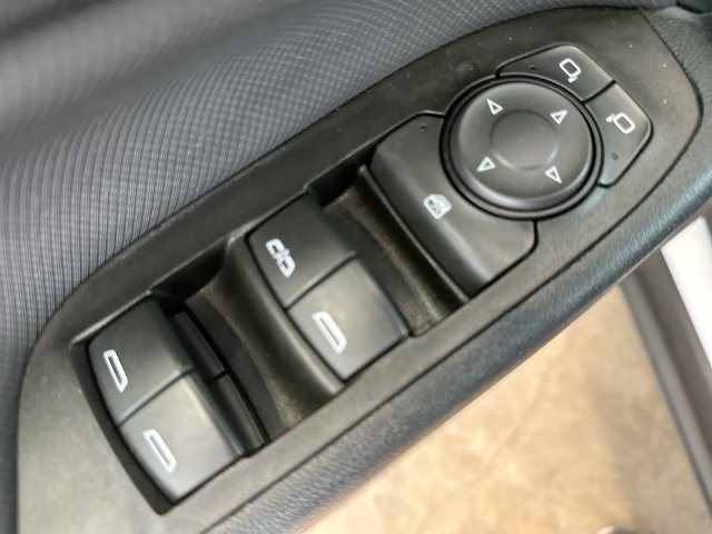 Used 2022 White Chevrolet RS image 24