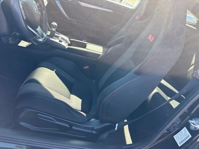 Certified Used 2018 Black Honda Si image 15