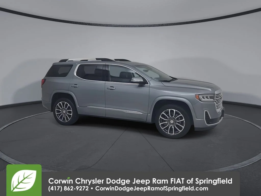 Used 2023 Silver GMC Denali image 2