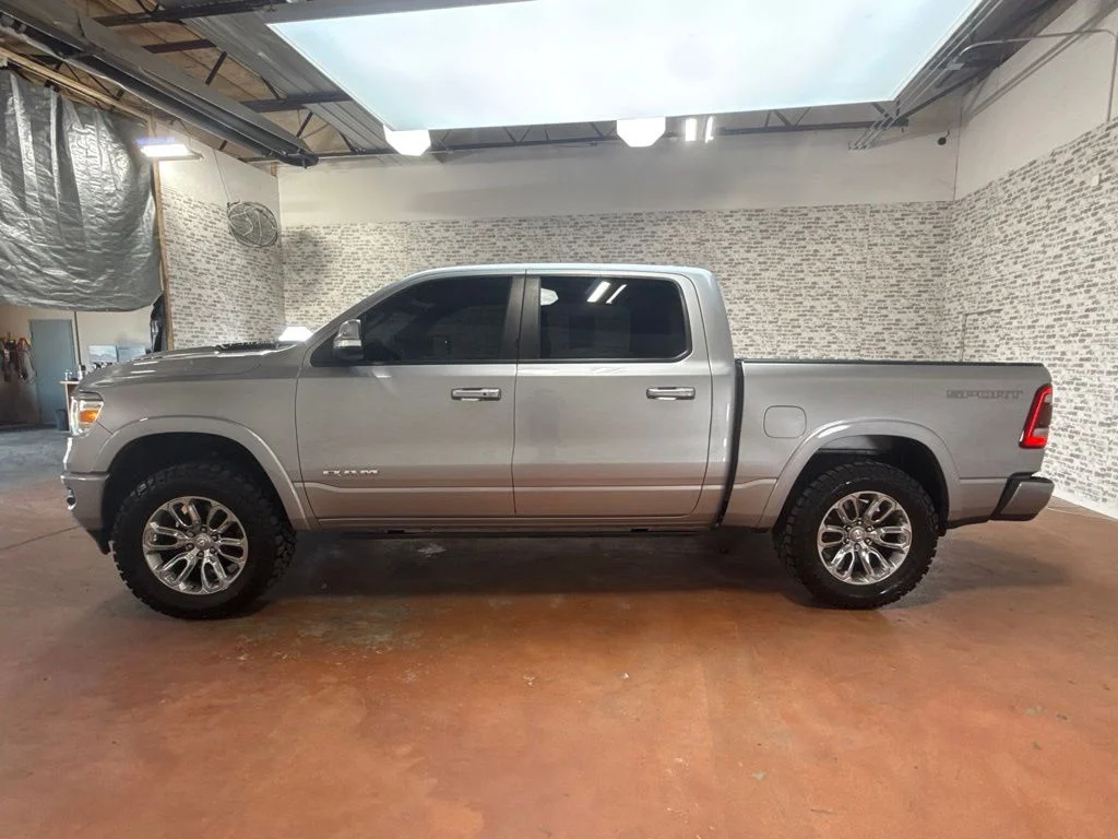 Used 2022 Billet Silver Metallic Clearcoat Ram Laramie image 4