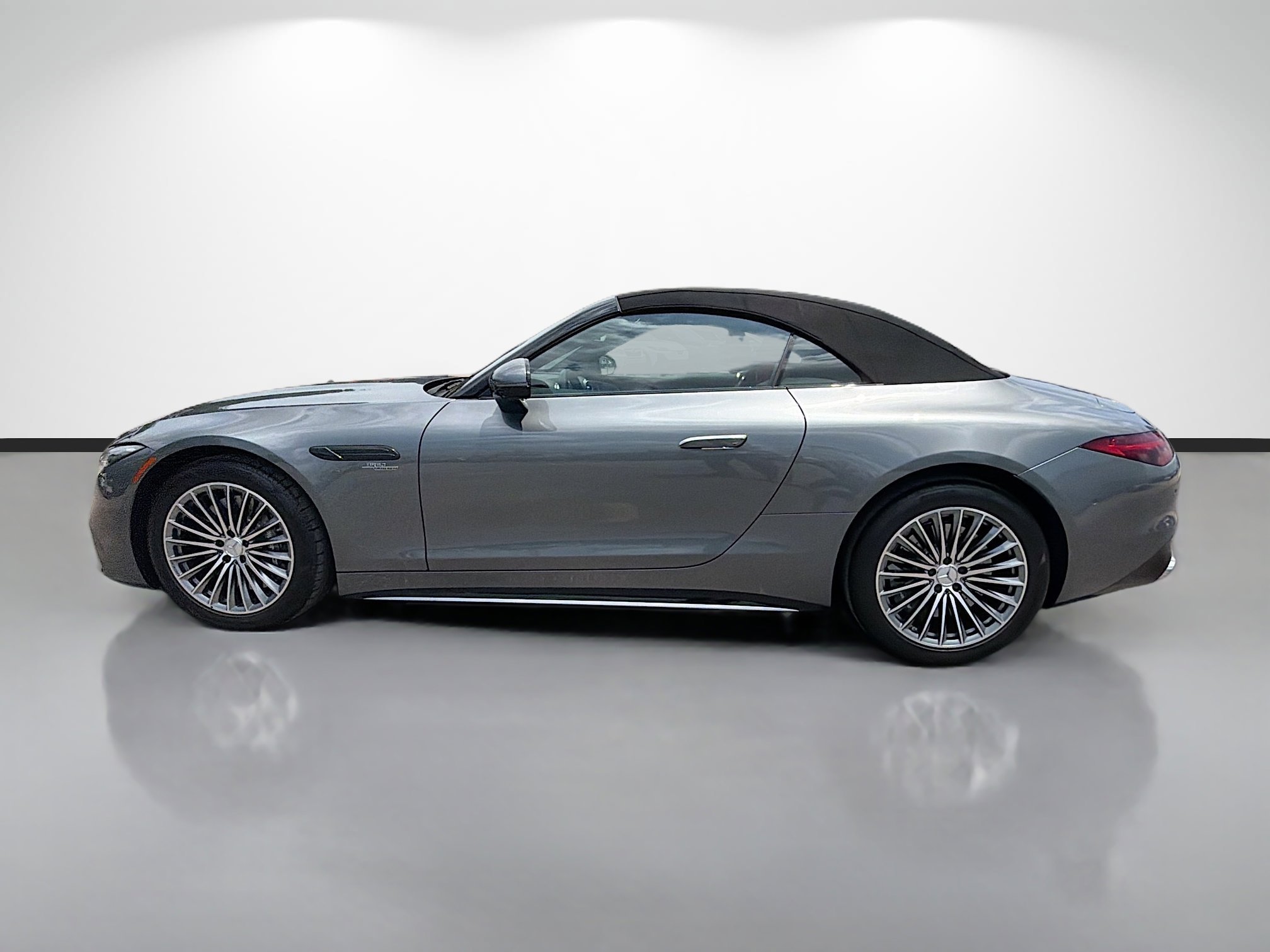 Used 2023 Selenite Gray Metallic Mercedes-Benz AMG® SL 43 image 6