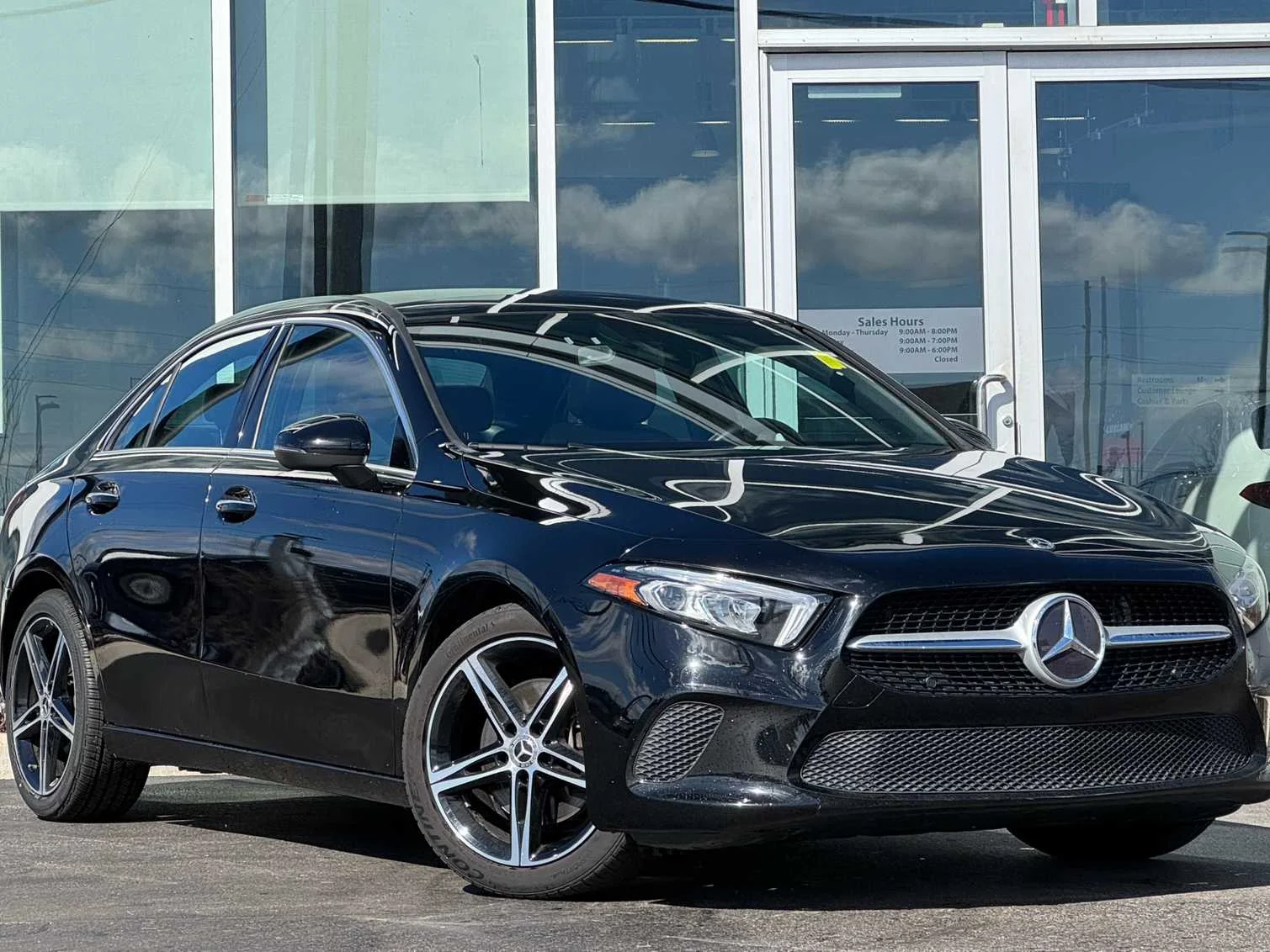 2021 Mercedes-Benz A-Class A220 4MATIC's photo