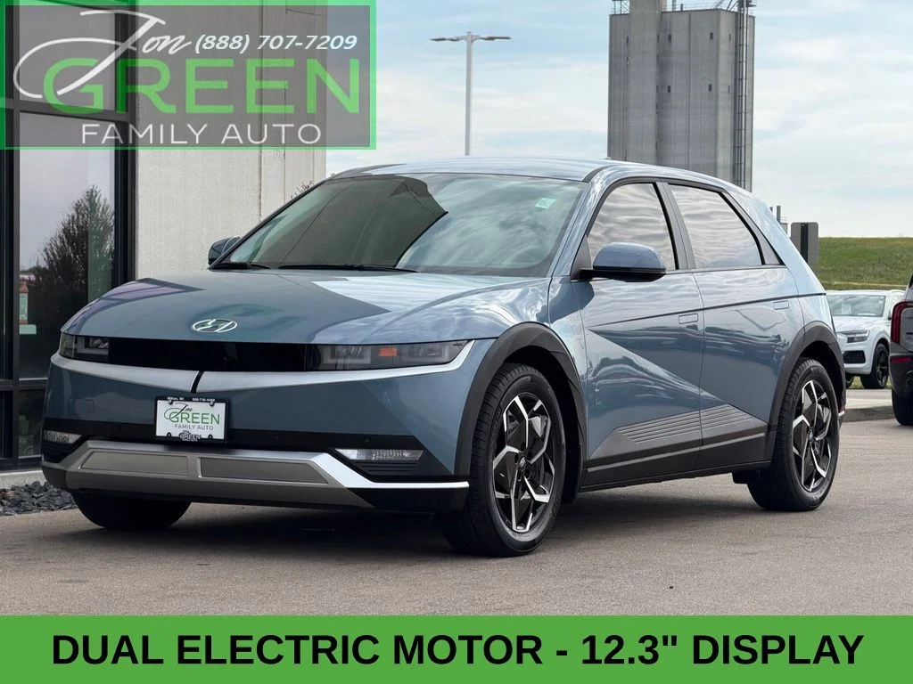 Used 2024 Blue Hyundai SEL image 1
