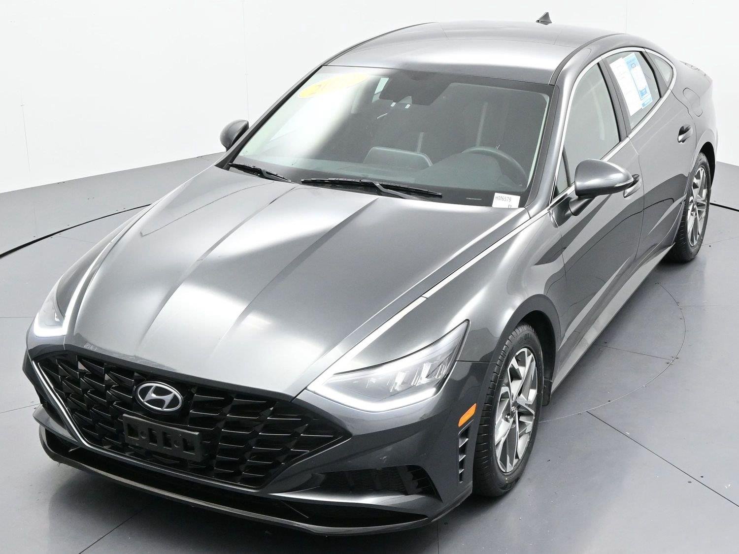 Used 2022 Portofino Gray Hyundai SEL image 32
