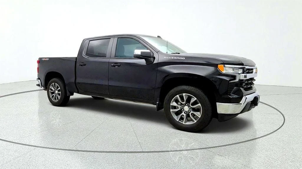 Used 2022 Black Chevrolet 4WD Crew Cab 147