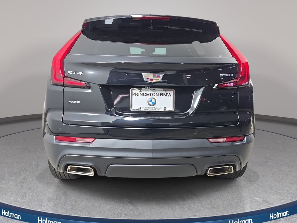 Used 2022 Stellar Black Metallic Cadillac Luxury image 7