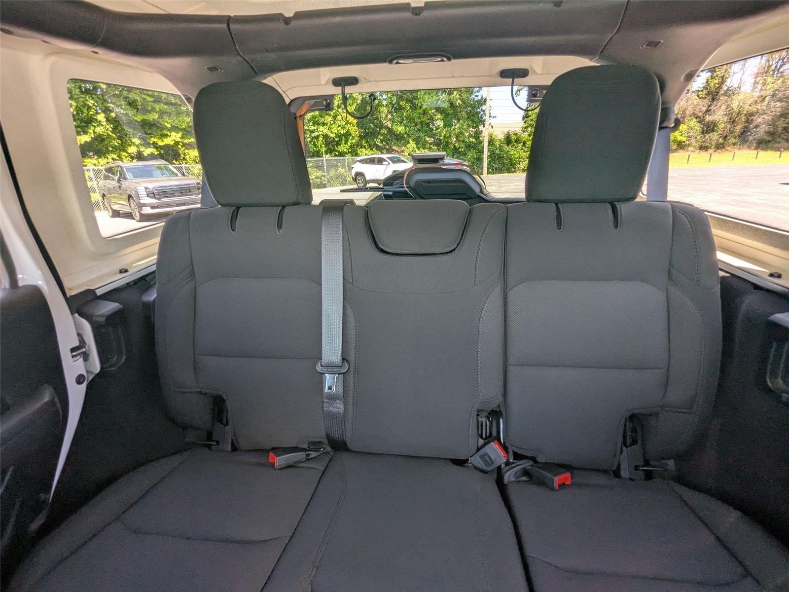 Used 2022 Bright White Clearcoat Jeep Unlimited Sport S image 25