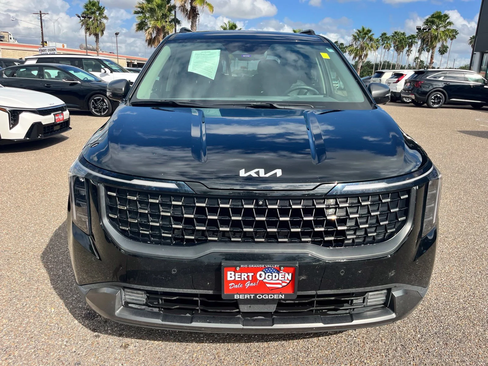 Used 2025 Black Kia SX Prestige image 2