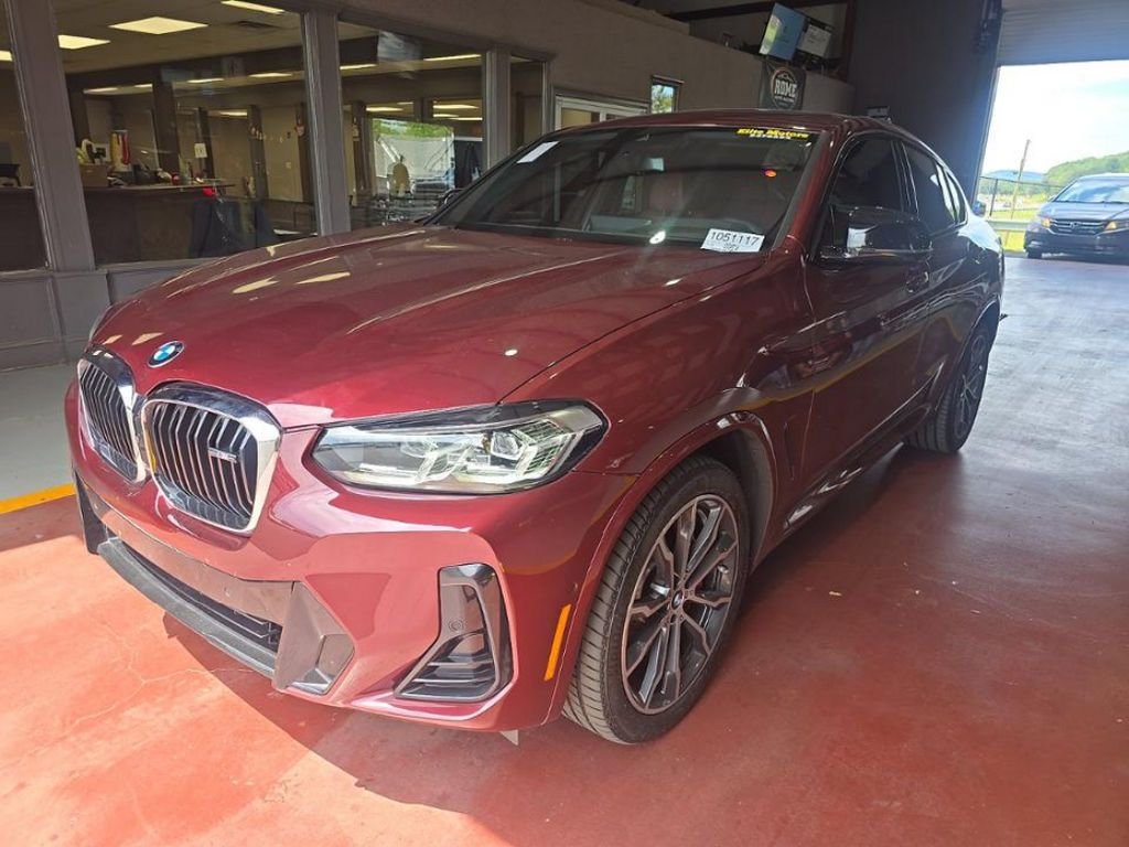 Used 2023 Red BMW M40i image 2