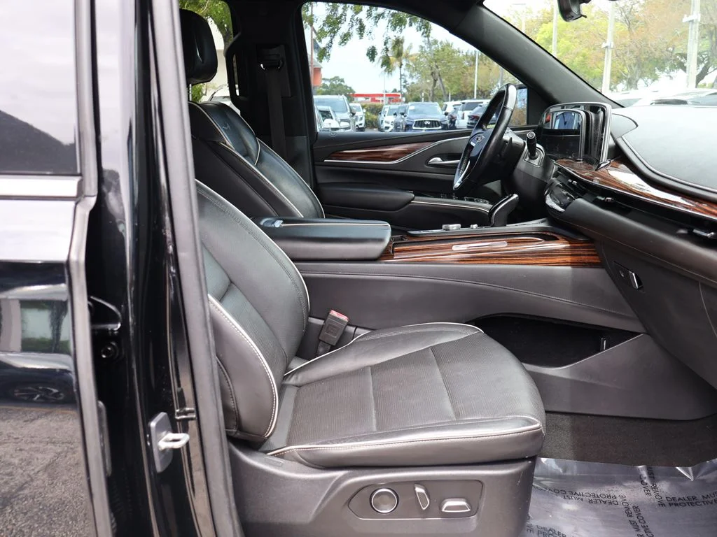 Used 2021 Black Cadillac Premium Luxury image 34