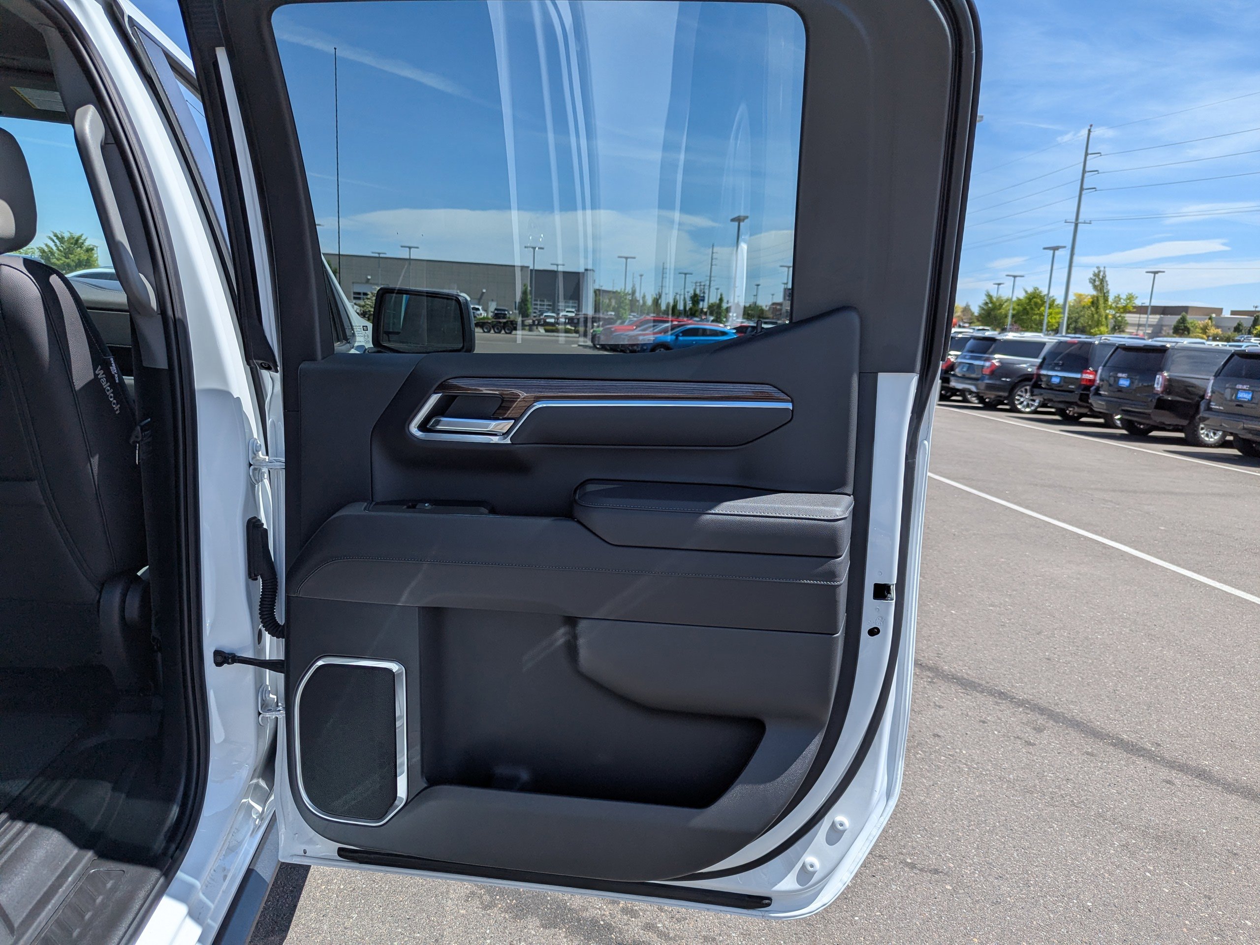 2025 Chevrolet Silverado 1500 RST - Photo 38