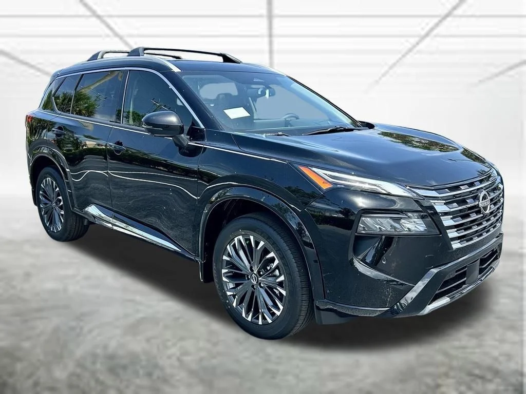 New 2026 Super Black Nissan Platinum image 3