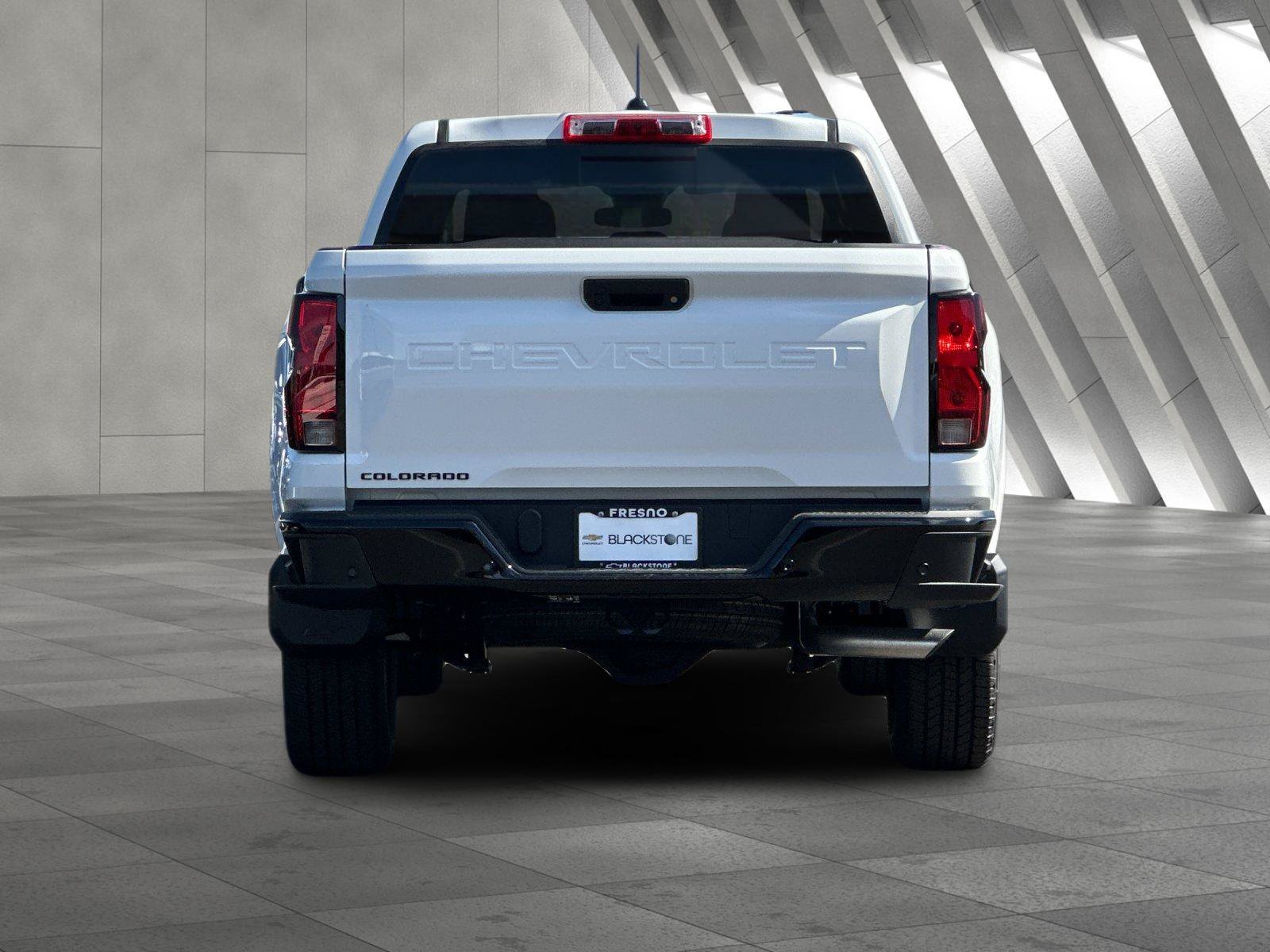New 2026 Summit White Chevrolet WT image 5