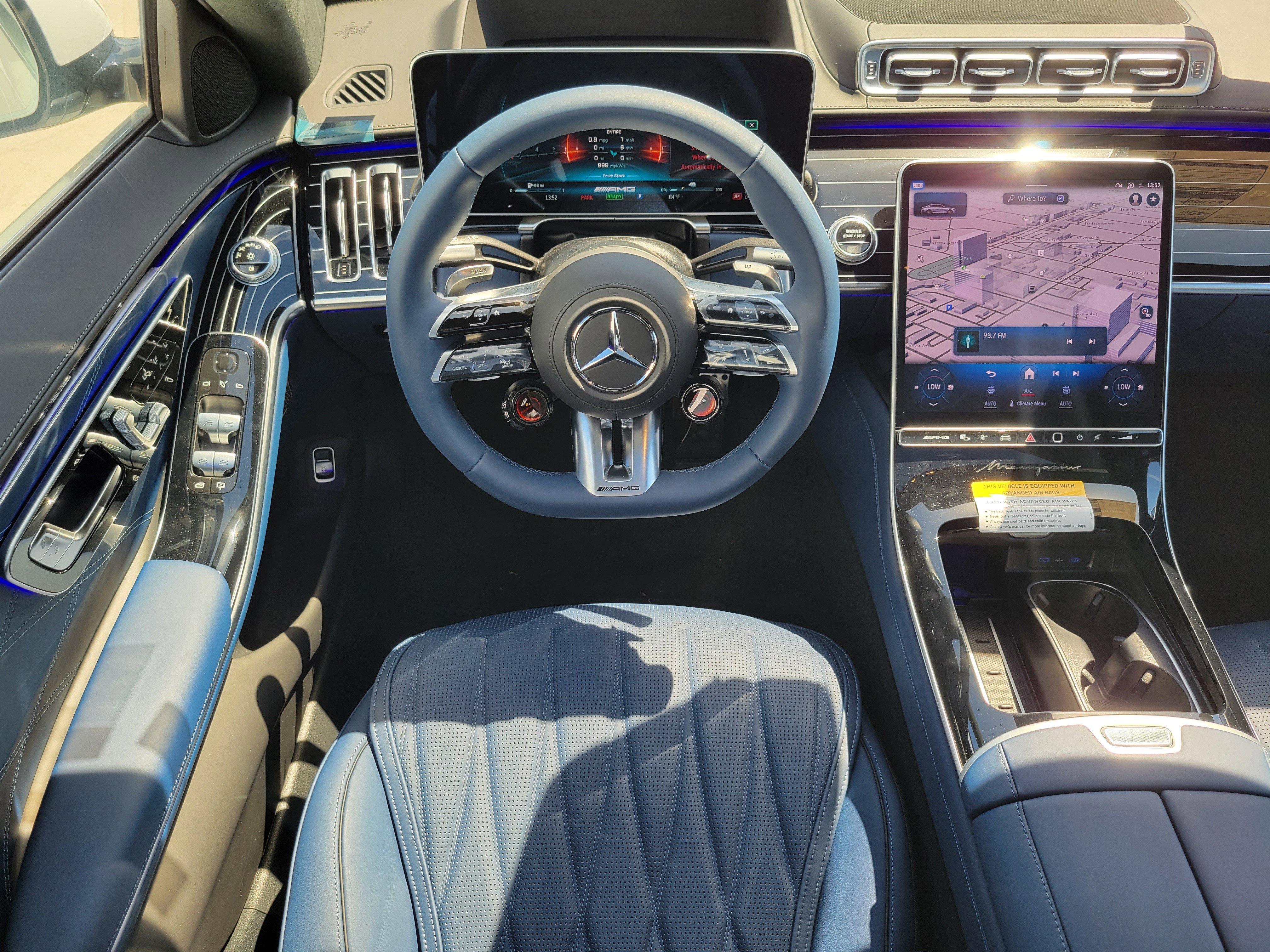 New 2026 MANUFAKTUR Moonlight White Metallic Mercedes-Benz AMG® S 63 E 4MATIC® Sedan image 46
