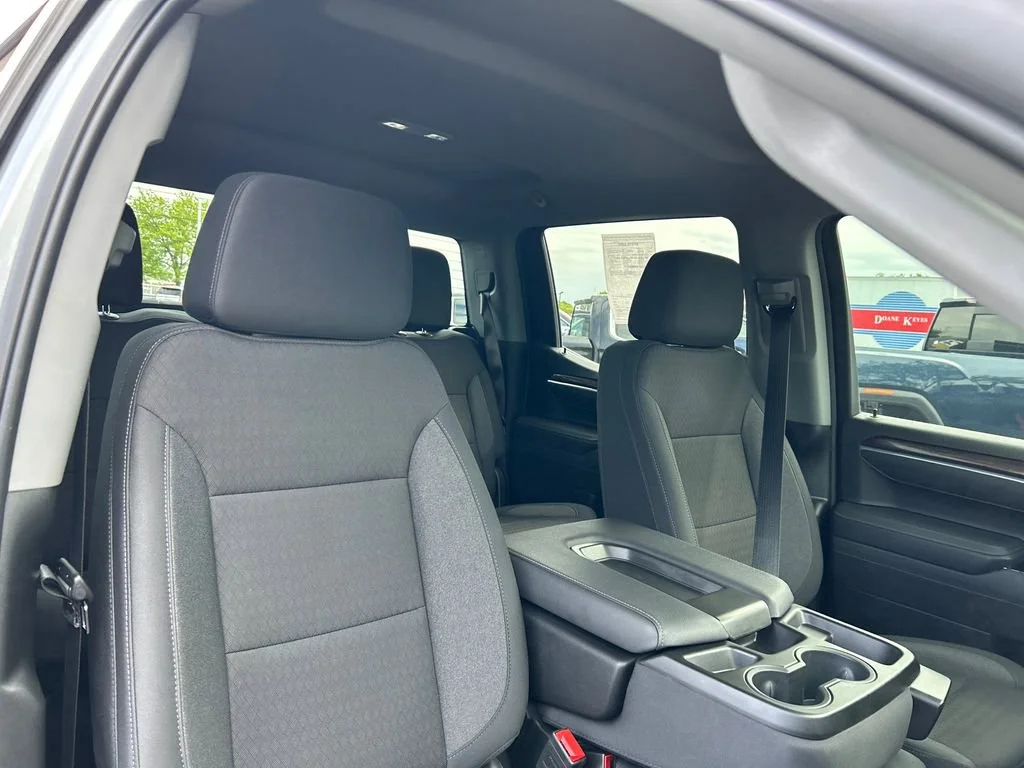 2025 Chevrolet Silverado 1500 RST - Photo 37