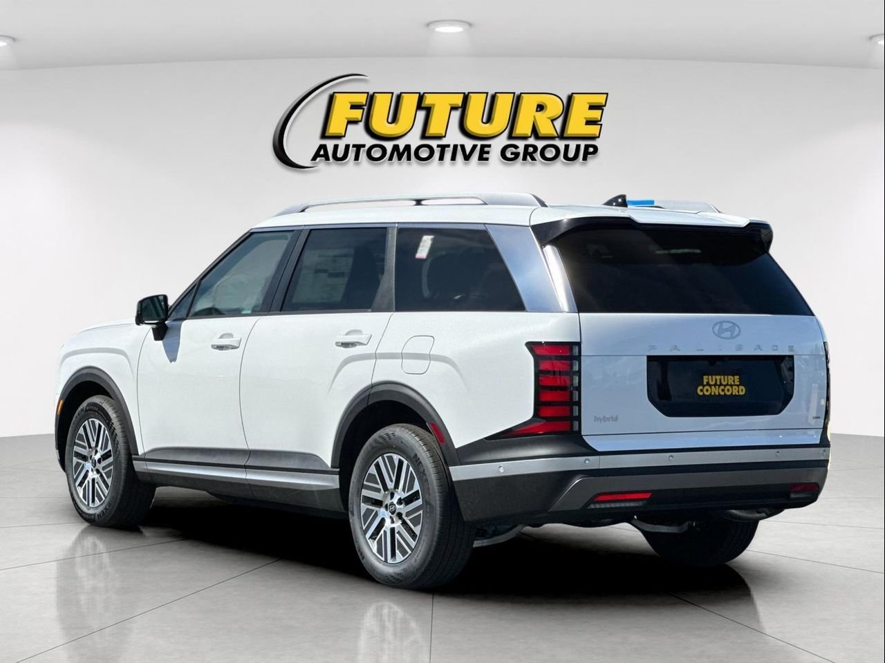 New 2026 White Hyundai SEL Premium 8P image 5
