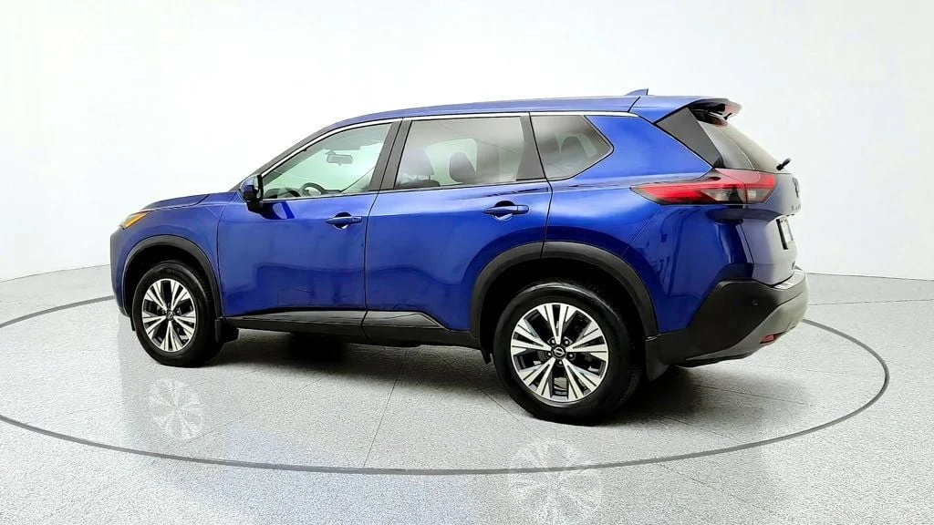 Used 2023 Caspian Blue Metallic Nissan AWD SV image 7