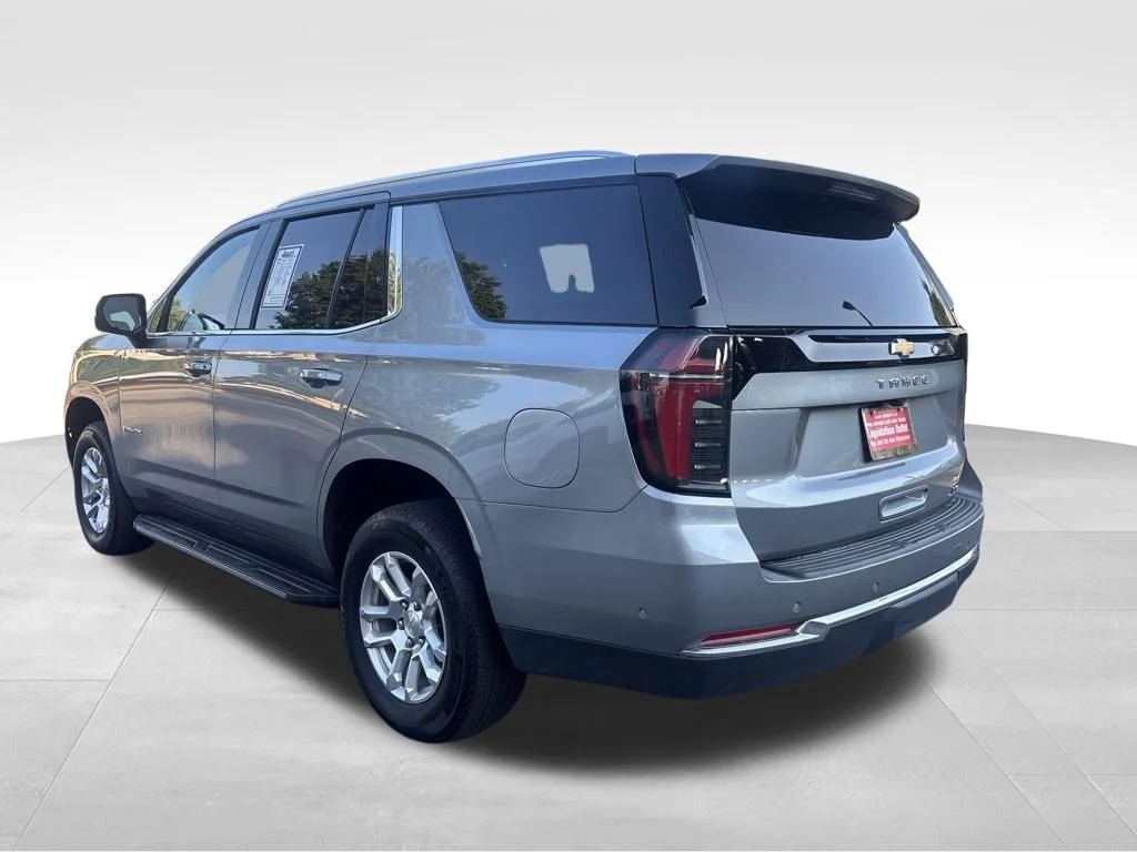 Used 2025 Gray Chevrolet LT image 5