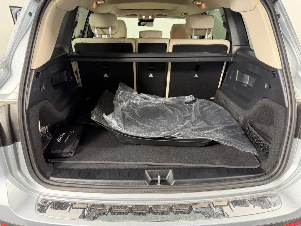 Certified Used 2025 Silver Mercedes-Benz GLB 250 image 28