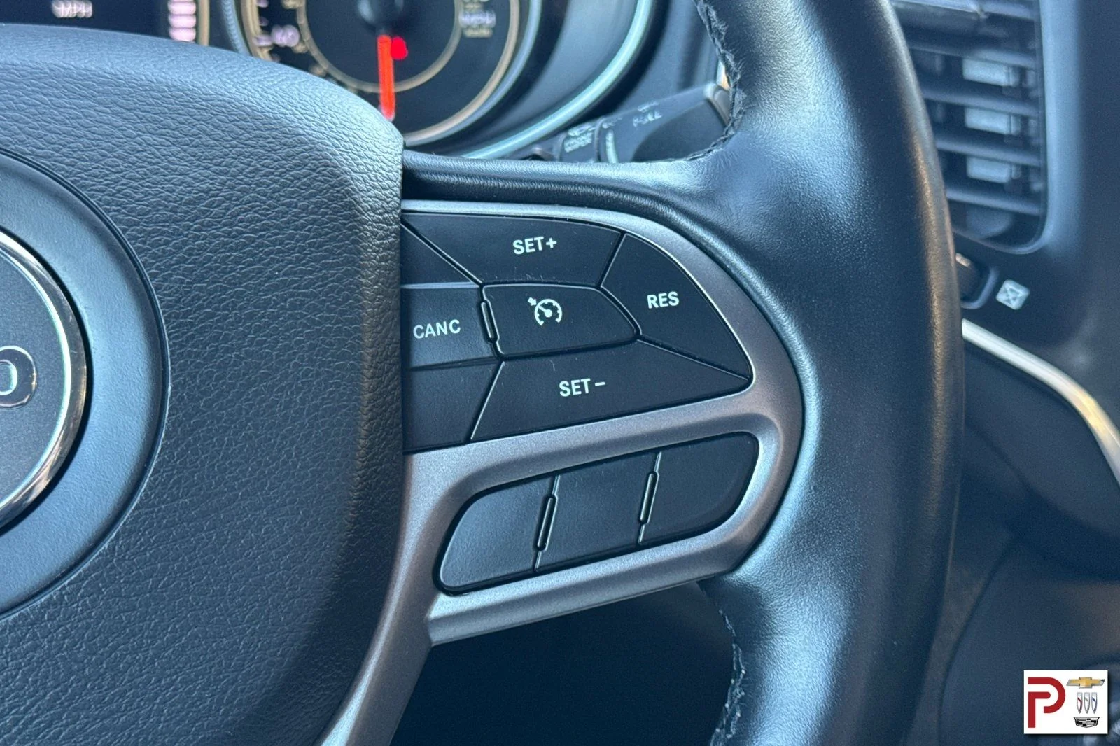 Used 2020 Gray Jeep Latitude Plus image 28