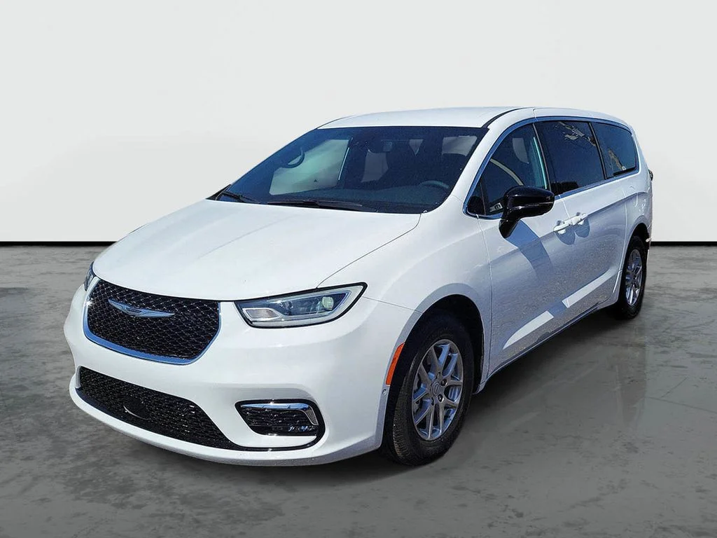 New 2025 Bright White Clear-Coat Exterior Paint Chrysler Select image 5