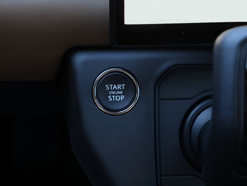 Certified Used 2026 Fuji White Land Rover S image 25