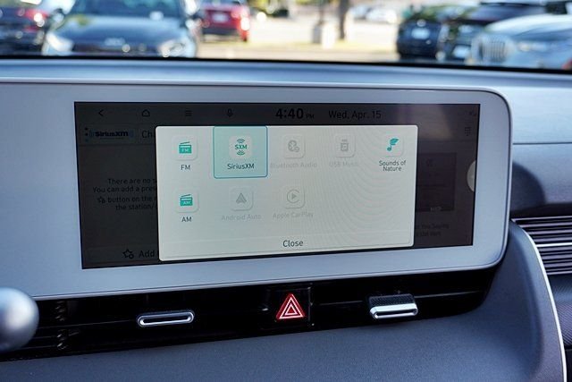 Used 2024 Black Hyundai SEL image 23