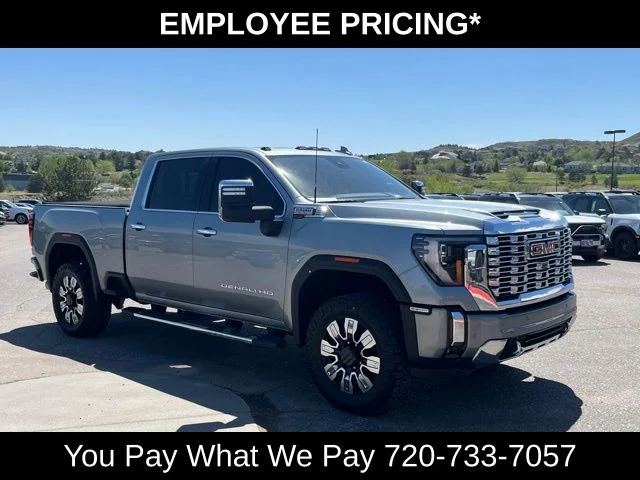 Used 2024 Silver GMC Denali image 7