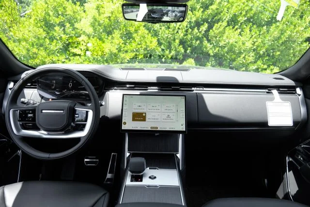 New 2026 Black Land Rover SE image 15