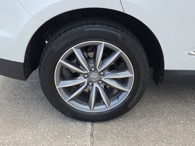 Used 2022 White Acura w/Technology Package image 5