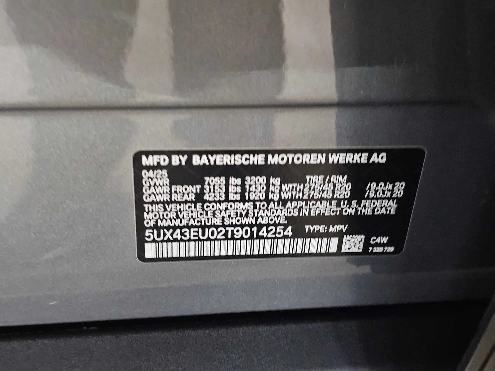Certified Used 2026 Skyscraper Grey Metallic BMW xDrive50e image 33
