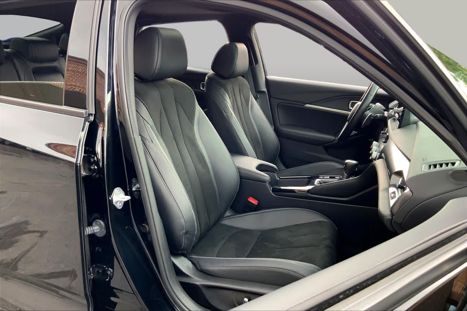 Used 2024 Majestic Black Pearl Acura w/A-Spec Technology Package image 9